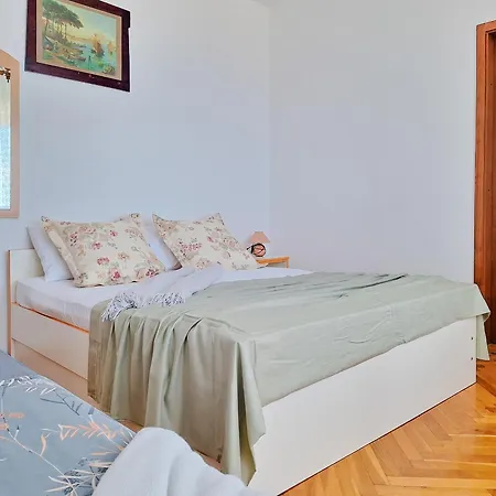 House Rinomeri Apartment Lokva Rogoznica