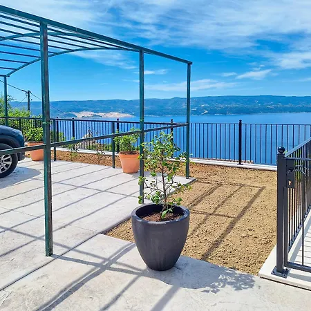 House Rinomeri * Lokva Rogoznica